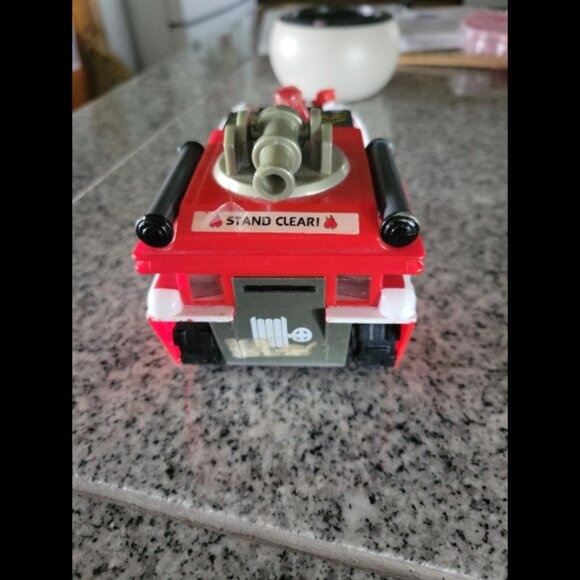 Marvel superhero squad. Iron man, fire truck - Picture 4 of 5